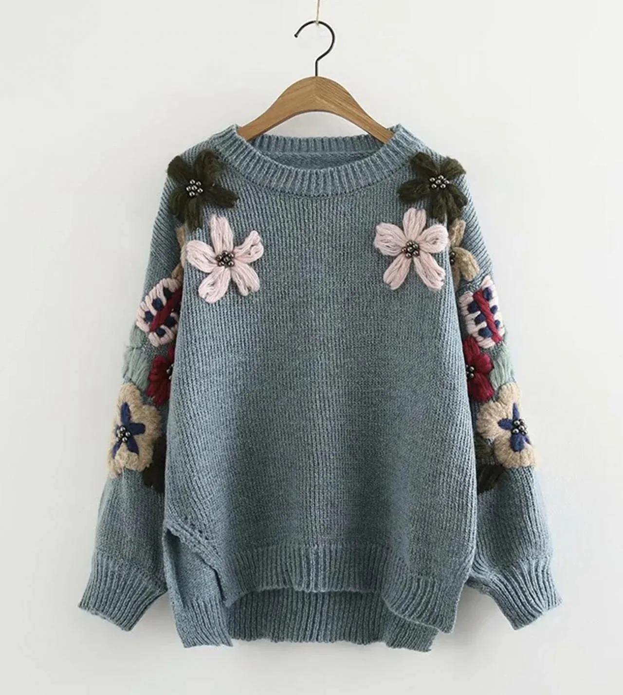 Lovely flowers long sleeve sweater     S2546