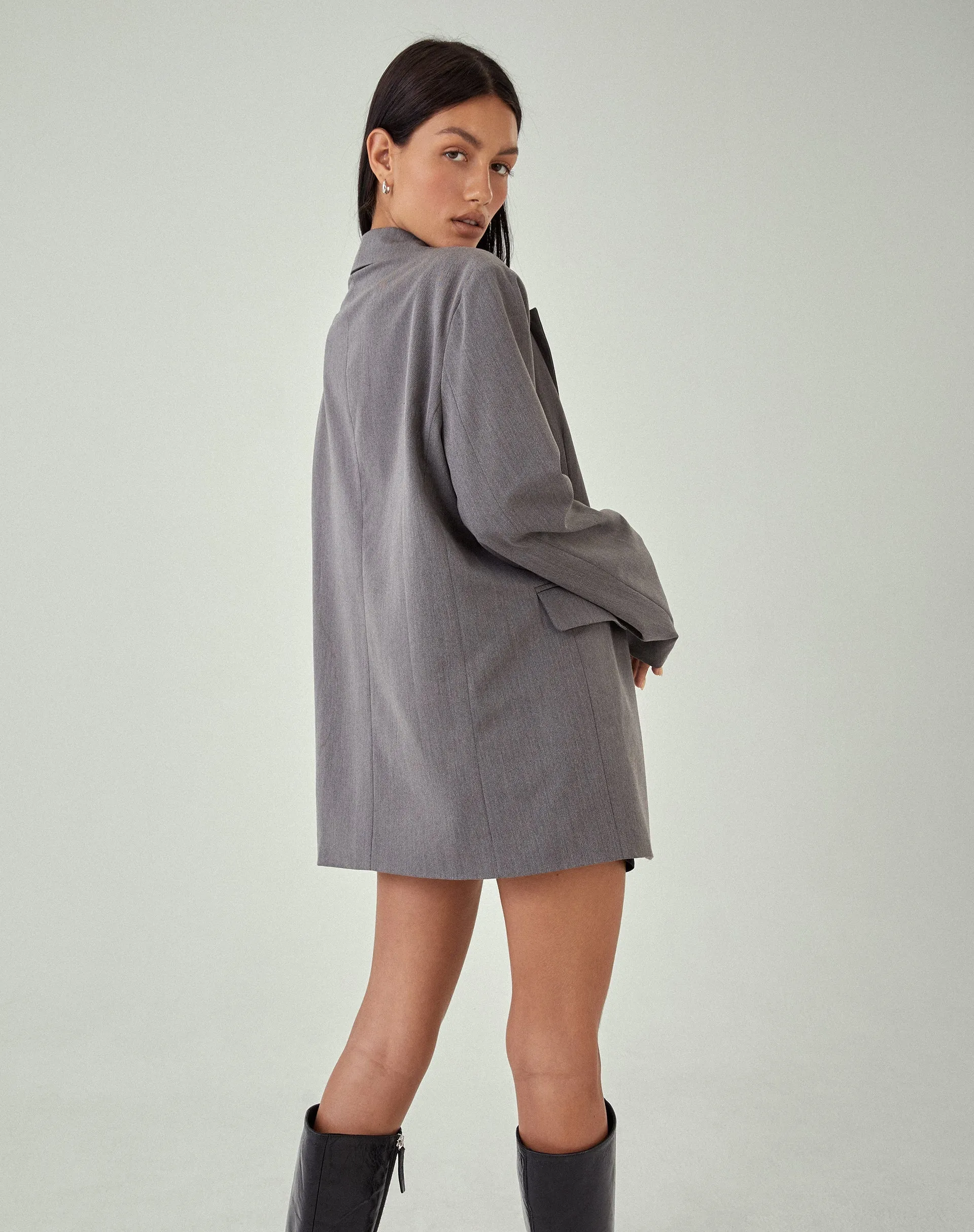 MOTEL X JACQUIE Maiwa Blazer in Tailoring Charcoal